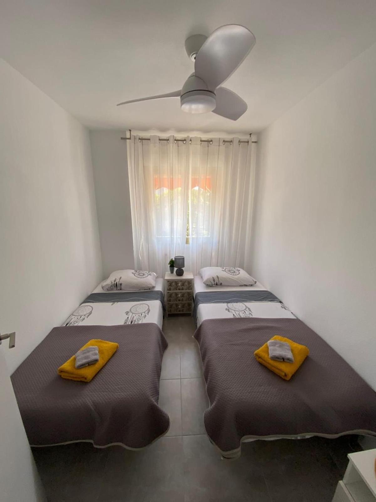 Apartamento Paradise Solo Familias Гандія Екстер'єр фото