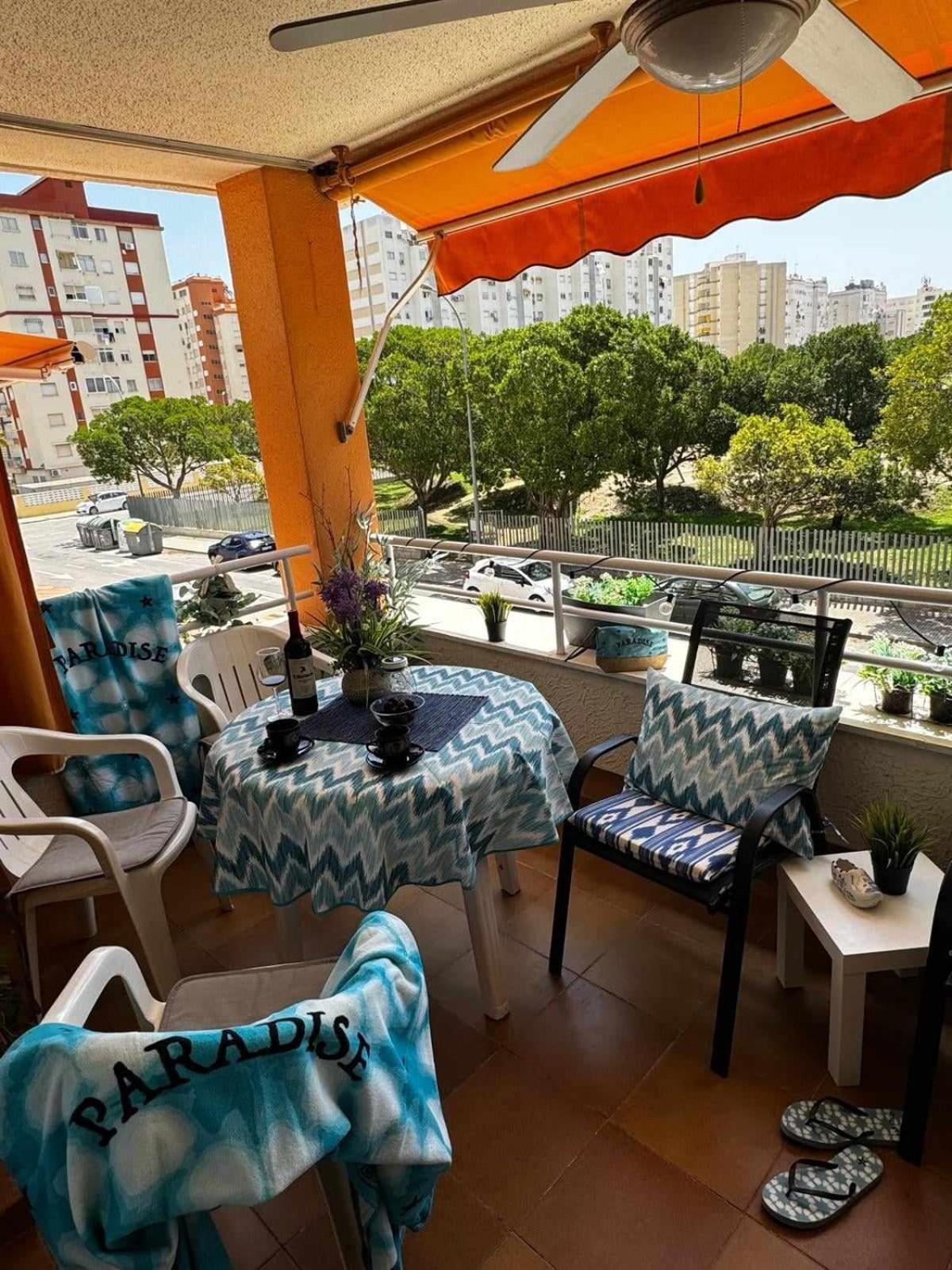 Apartamento Paradise Solo Familias Гандія Екстер'єр фото